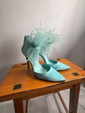 Fashion Nova Gatsby Feather Stiletto Heels in Turquoise